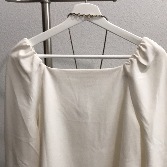 Ann Taylor cream top - Picture 4 of 6